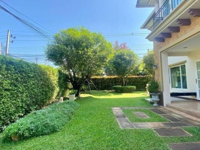 บ้านสวย 4 ห้องนอน ในหมู่บ้านลัดดารมย์ อิลิแกนท์ ถนนวงแหวนรอบกลาง แยกมหิดล เชียงใหม่