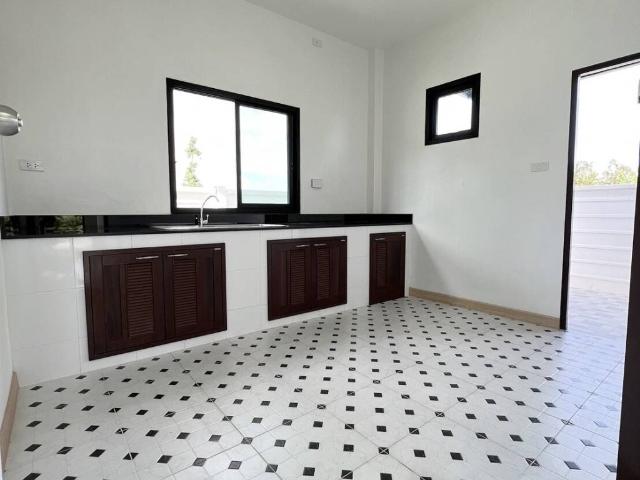 บ้าน 2 ชั้น 3 ห้องนอนสำหรับขายใน ต.นางแล