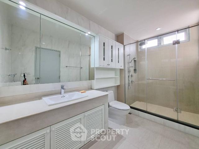 บ้าน 3 ห้องนอน ใกล้ BTS หมอชิต ID 2187