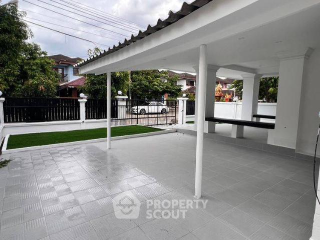 บ้าน 3 ห้องนอน เลี้ยงสัตว์ได้ หมู่บ้านอักษรา ทำเลทวีวัฒนา ID 3158