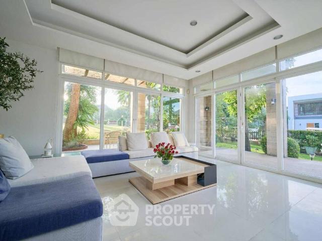 บ้าน 3 ห้องนอน สำหรับเช่า รับสัตว์เลี้ยง หมู่บ้านทะเล พัทยา นาจอมเทียน สัตหีบ ID 3051