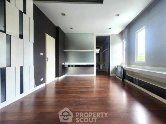 บ้าน 3 ห้องนอน ที่ คาซ่า เลเจ้นด์ ราชพฤกษ์ ปิ่นเกล้า ใน ตลิ่งชัน ID 2150