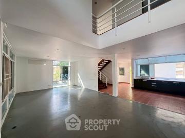 บ้าน 4 ห้องนอน ใน จอมทอง ID 2974