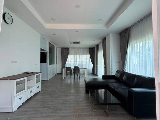 บ้าน 4 ห้องนอน ที่ เลอ นีโอ ศรีนครินทร์ ใน บางเมือง ID 3099