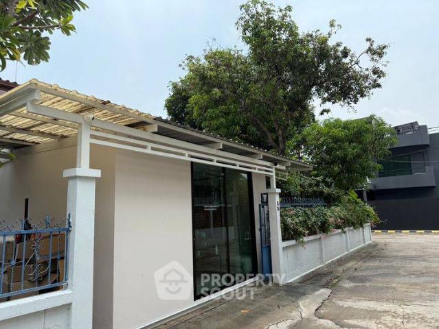 บ้าน 4 ห้องนอน ขนาด 325 ตร.ม. Jaturamit Village ใกล้ MRT กำแพงเพชร ID 3204