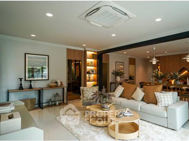 บ้าน 4 ห้องนอน ที่ เซนโทร เพชรเกษม บางแค ใกล้ MRT หลักสอง ID 2776