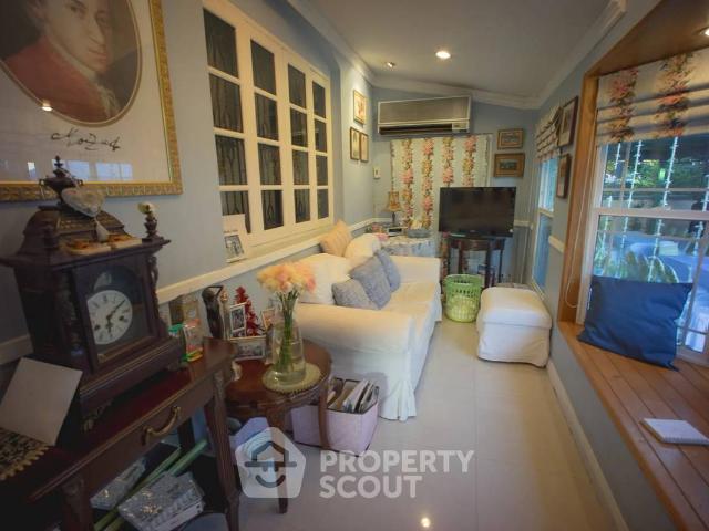 บ้าน 6 ห้องนอน ใน ฉิมพลี ID 2977