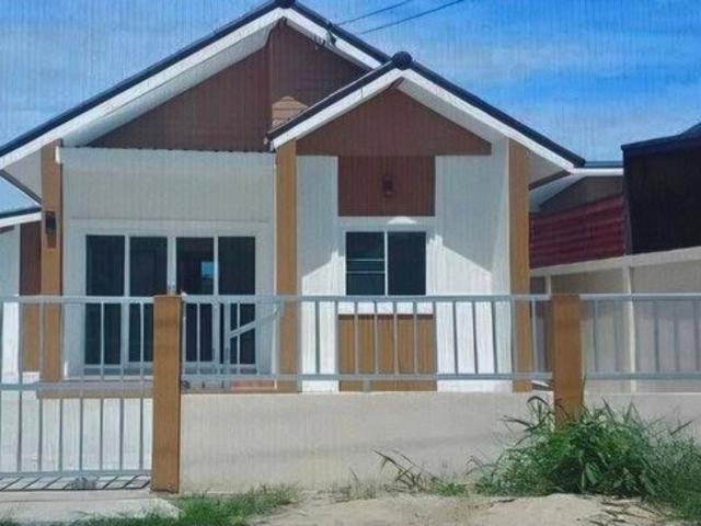 บ้านสร้างใหม่ ราคาถูก กู้ได้เต็ม 100% 55 ตรว. อยู่หนองแฟบ อ.บางเลน จ.นครปฐม