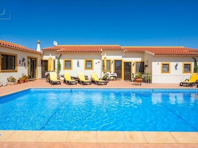 B&B bem sucedido com habitação separada para o proprietário. 467m² São Bartolomeu De Messines