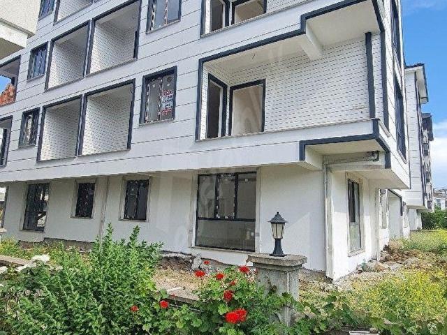 B&B EMLAKTAN ÇİFTLİKKÖY SİTELER MAHALLESİNDE SATILIK LÜX DAİRE.
