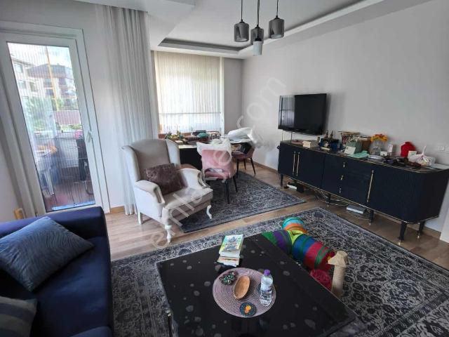 B.evler Ömür Sitesi Yakını 3+1 Ayrı Mutfak Ön Cephe Asansörlü