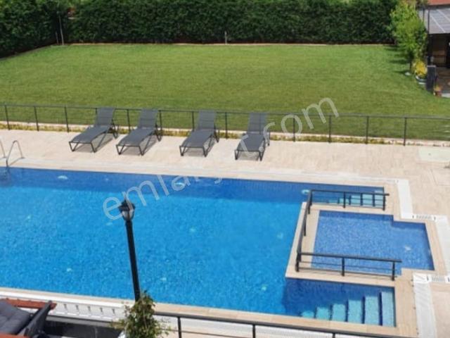 B.çekmece Tepekent Sitesi Satılık 6+2 Villa 2317 M2 Alan İçinde