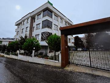 Bçekmece Kamiloba'da1+1 Hem Oturum Hem Yatırım İçin Fırsat Daire