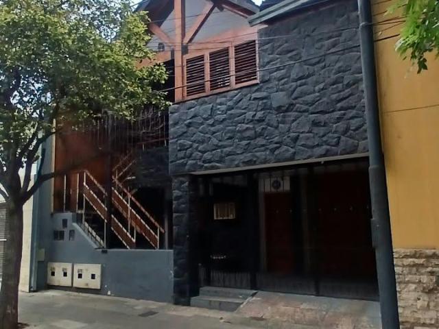 B Guemes, Casa interna 1 dormitorio, 2 baños, con patio y asador