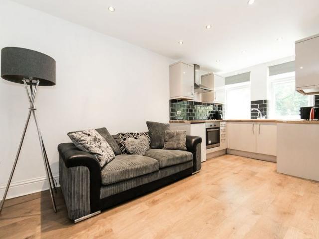 B Hartley Avenue, Woodhouse, Leeds