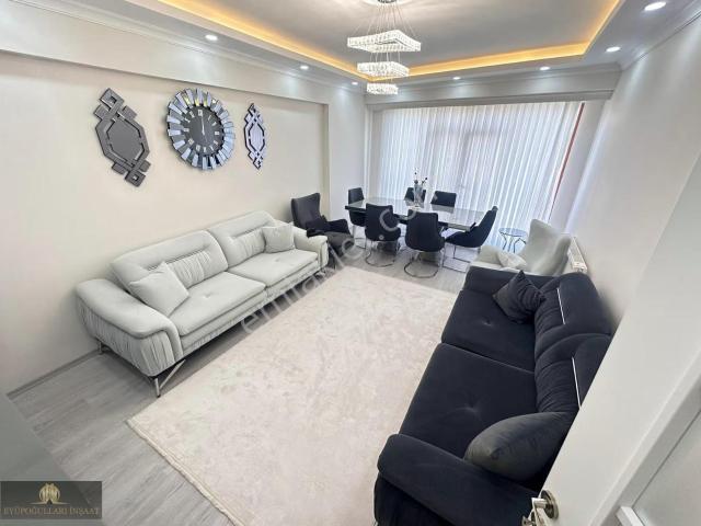 B.paşa Altıntepsi Mah. Cadde Üzeri 5+1 180 M2 Satılık Dubleks