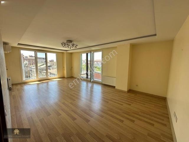 B.paşa Paşa Konakları Sitesinde 3+1 130 M2 Kiralık Daire