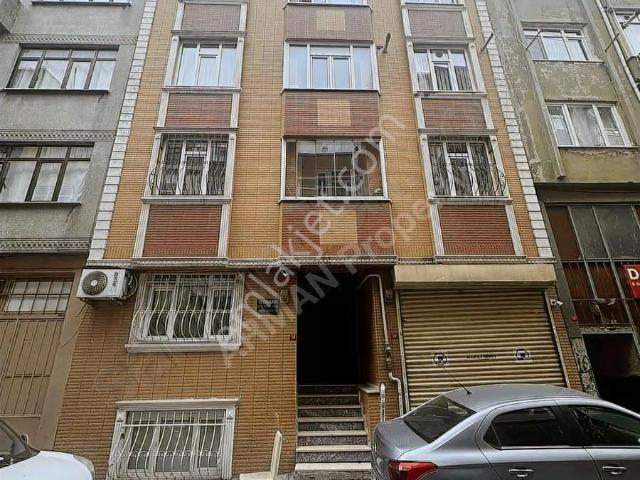 B.paşa Yenidoğan Mah Satılık 4+2 Kullanıma Hazır Daire