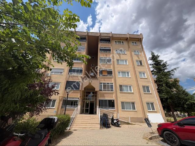 B&u Gayrimenkul'den Toki'de 3+1 Geniş Ferah Kiralık
