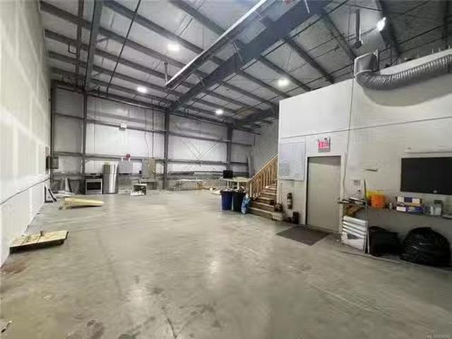 B 1985 Boxwood Rd, Nanaimo, BC, V9S 5X9 commercial for lease.