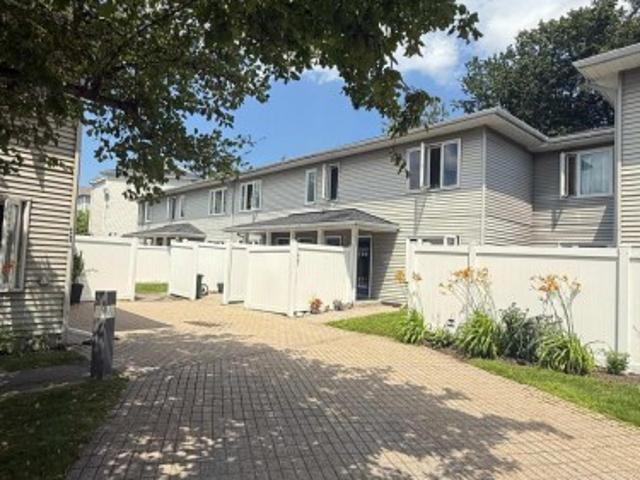 B 1035 Cummings Avenue, Ottawa, ON, K1J 9K5 townhouse for sale | Listing ID X13726 | Royal LePage