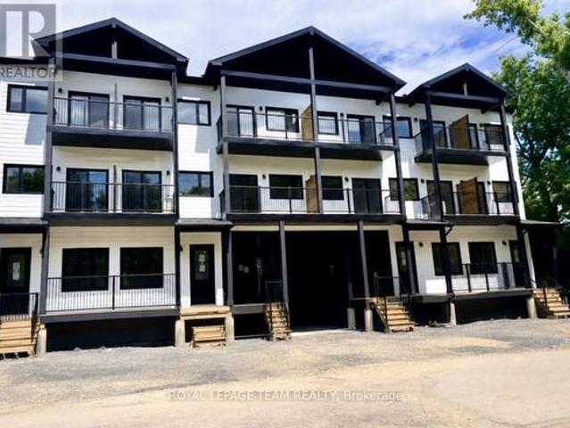 B 245 Bradford Street, Ottawa, ON, K2B 5Z5 house for lease | Listing ID X13539 | Royal LePage