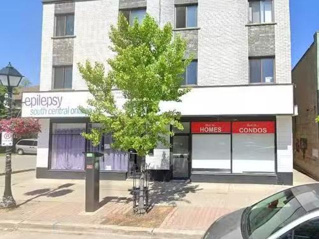B 250 Lakeshore Road E, Mississauga, ON, L5G 1G6 commercial.