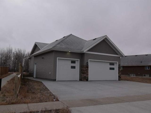 B 2005 61 Avenue, Lloydminster, AB, T9V 3R2 house for lease | Listing ID A2325 | Royal LePage