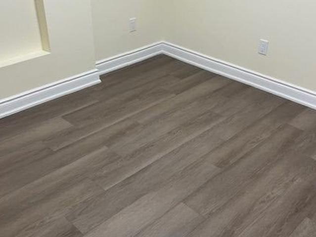 B 223 Twyford Street, Ottawa