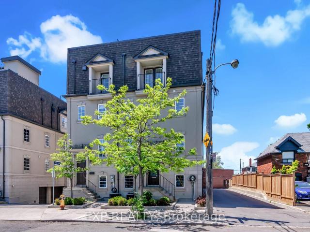 B 2 Fairleigh Crescent in Toronto: Forest Hill North House for lease Toronto C04: MLS®# C13114132