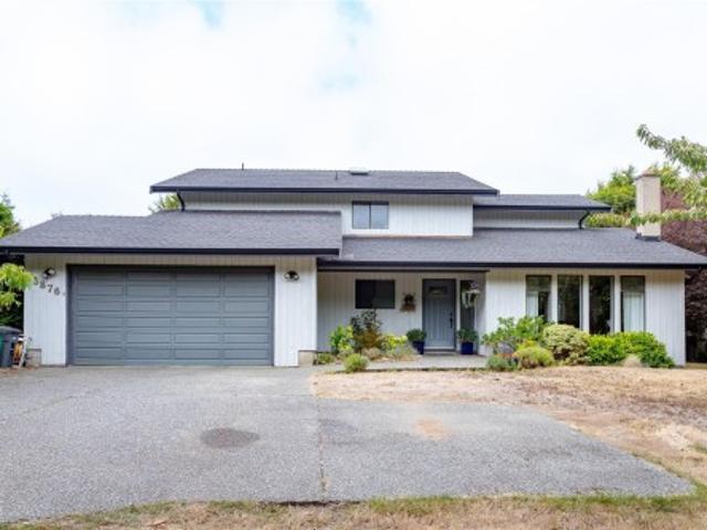 B 3876 Finnerty Rd, Saanich, BC, V8N 4A2 house for sale | Listing ID 1050 | Royal LePage