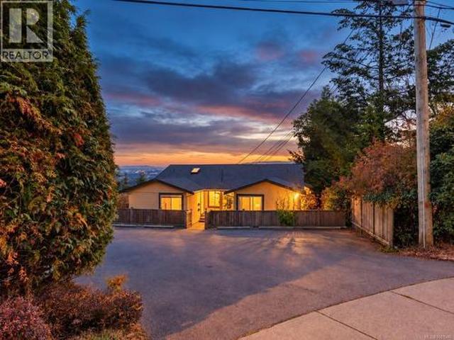 B 3370 Fulton Rd, Colwood, BC, V9C 3P9 house for sale | Listing ID 1051 | Royal LePage