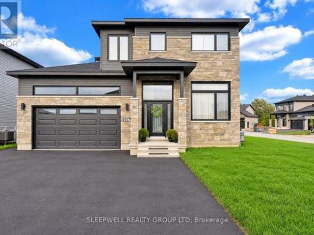 B 447 Annette Drive, Russell, ON, K0A 1W0 house for lease | Listing ID X13779 | Royal LePage