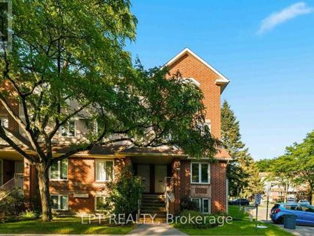 B 6722 Jeanne D'Arc Boulevard N, Ottawa, ON, K1C 6E9 townhouse for sale | Listing ID X13691 | Royal LePage