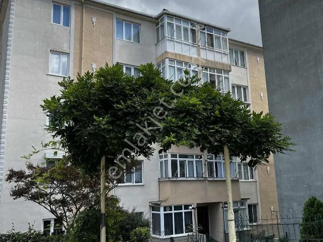 Başakşehir Göçmen Konutlarında Kiralık Daire Metroya 5dk