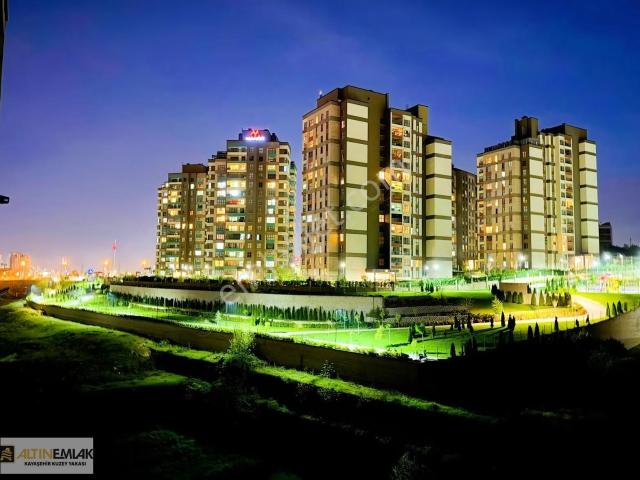Başakşehir'de Millet Bahçesi Yanı 2+1 Daire Yatırım Fırsatı