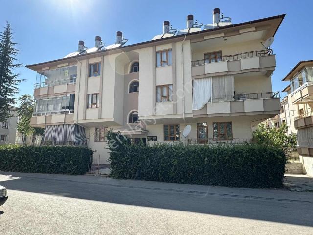 Başarı Emlak'tan Eti Mah Temiz Kiralık 3+1 Daire 165 M2