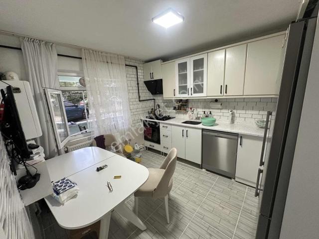 Başar Gayrimenkul Den 3+1 Gençlik Parkında Satılık Daire