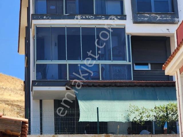 Bağarası'nda Kapalı Mutfak, Kombi Petek Takılı Satılık 2+1 Daire