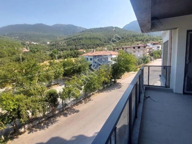 Bağbaşında 2+1 135 M² *sıfır* Modern Konsept Lüx Daire