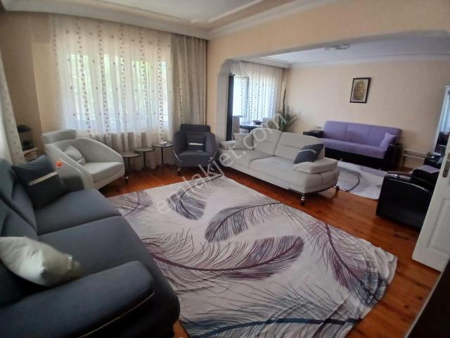 Bağbaşında Satılık Arakat Daire