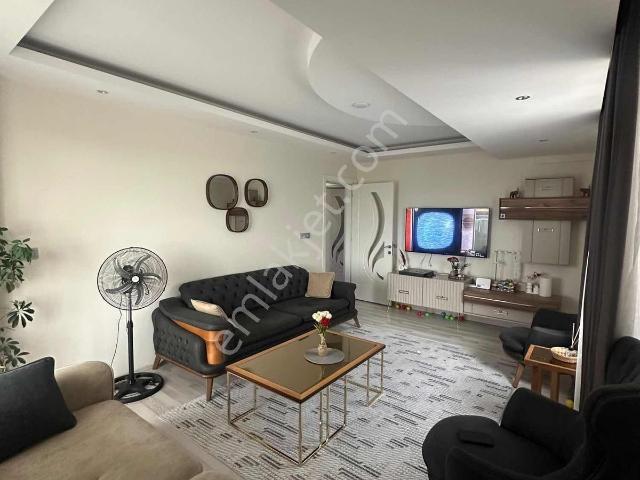 Bağbaşında Zümrüt Mh 2+1 Geniş Daire
