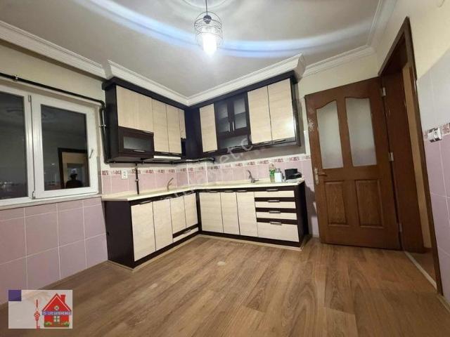 Bağbaşı Pazar Pazarında 3+1 Kiralık Daire