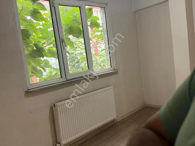 Bağcılar Yavuz Selim Mah 3+1 110m2 1.kat Kiralık Daire