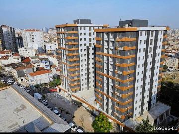 Bağcılar Yeni Mah. satılık 3+1 40 m2 Kat Teraslı Daire