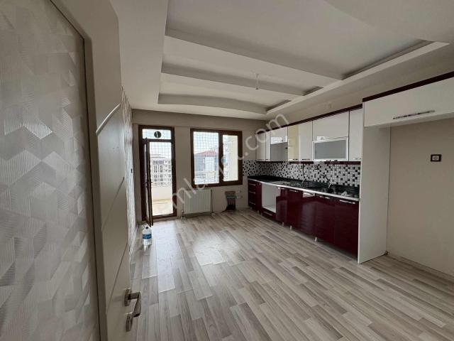 Bağcılar Bölgesi Piyale Düğün Salon Karşısı Kiralık Fırsat Daire