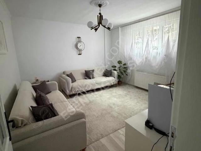 Bağcılar Demirkapı 3+1 Bahçe Katı Daire