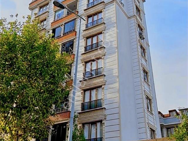 Bağcılar Demirkapıda Balabey Yapı Sitesinde Satılık 2+1 Daire