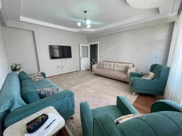 Bağcılar Göletli Civarı Muhteşem Daire