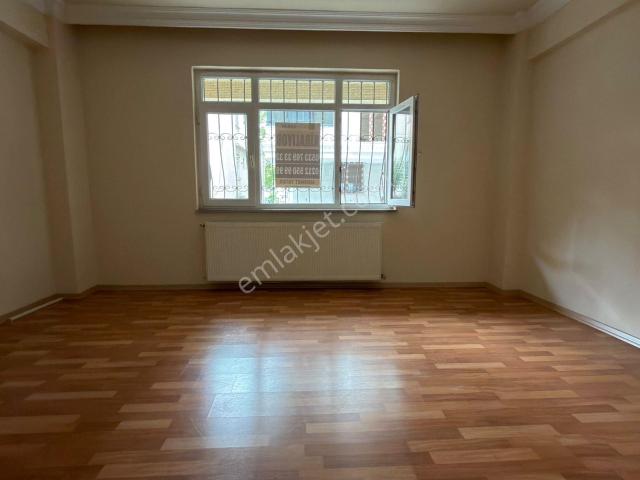 Bağcılar Güneşli Mahallesi Kiralık 3+1 Daire 2005 Yapımı